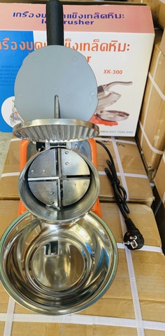 Đá bào gấu 4 dao 500W Thái Lan