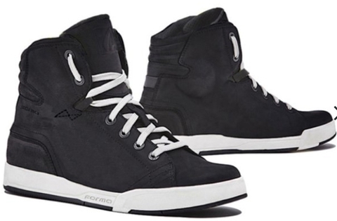 Giày Moto Forma Swift Dry - Đen / Trắng