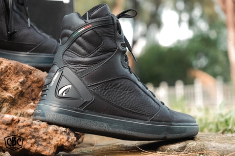 Giày Moto Forma Hyper Dry - Đen