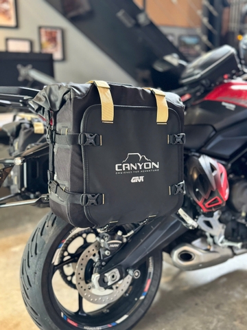 [Hàng lướt] Túi hông Givi Cayon GRT720B MONOKEY ( 1 cặp)