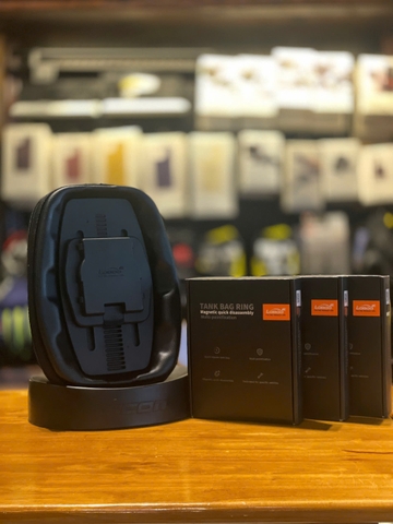 Ngàm túi bình xăng Loboo GS 1250/ Tiger 1200 / Ducati Multis mã 081 ( mẫu mới)