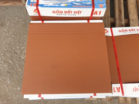 Gạch bậc thềm 36x40cm màu đỏ Gốm Đất Việt