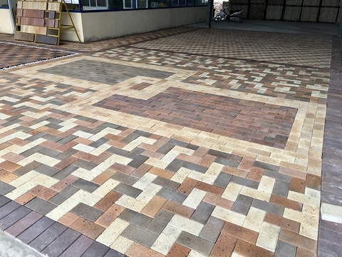 GẠCH GIẢ CỔ LÁT SÂN VƯỜN