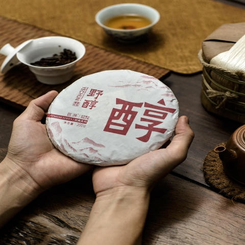 Hồng trà Dã Thuần bánh 200g 2023