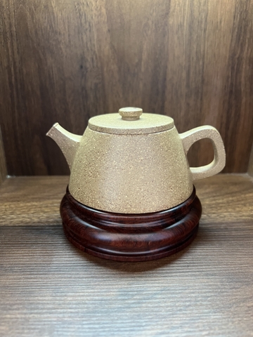 Ấm Phương Thốn Thời