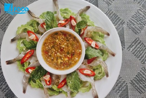 Gỏi tôm sống kiểu Thái giữ trọn vị ngon ngọt từ tôm tươi