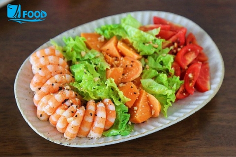 Trời nóng, đem tôm trộn với những thứ này được món ngon mát lại chẳng tăng cân