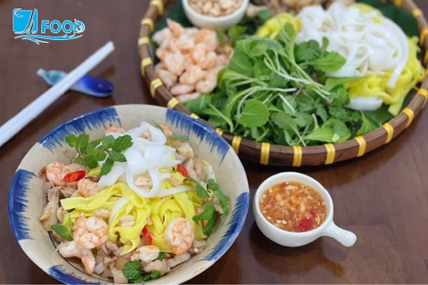 Mì Quảng trộn đổi món bữa cơm chiều