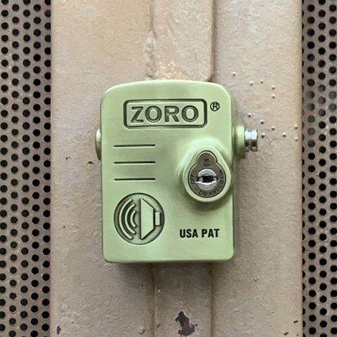 Khóa chụp pát cửa báo động chống trộm ZORO chìa xe hơi