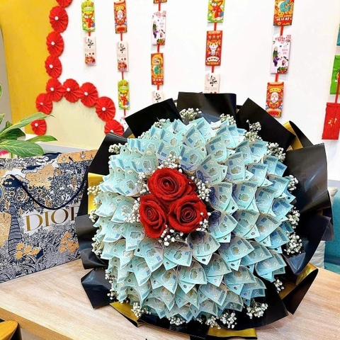 Bó hoa tiền tờ tiền 500k kết hợp hoa baby và hoa hồng