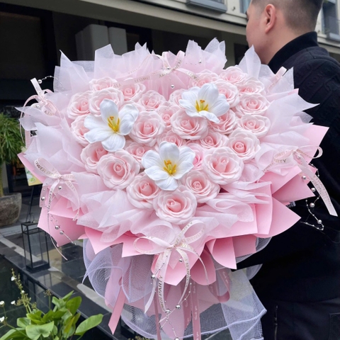 Hoa Sáp Màu Hồng Trái Tim - Chân Thành