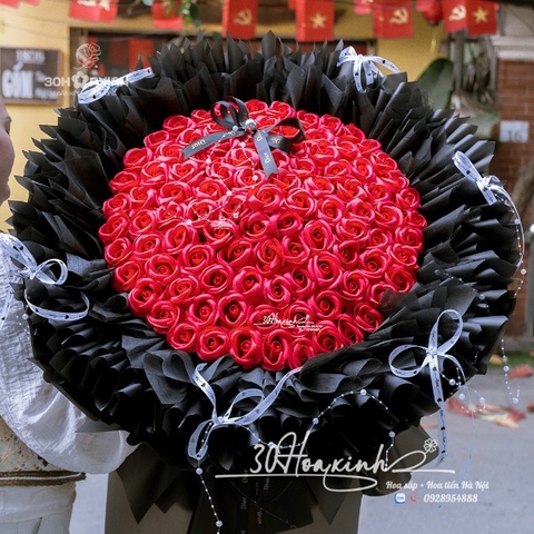 Bó Hoa Sáp 99 Bông Màu Đỏ - Bó Công Chúa Lãng Mạn Đầy Cuốn Hút