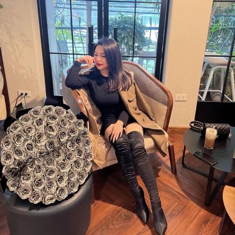 Hoa nhũ lấp lánh màu Xám (Gray) tặng thiệp