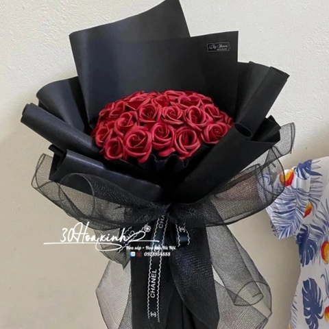 Bó hoa sáp màu đỏ