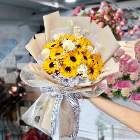 Hoa sáp hướng dương kèm hoa sáp hồng và baby khô