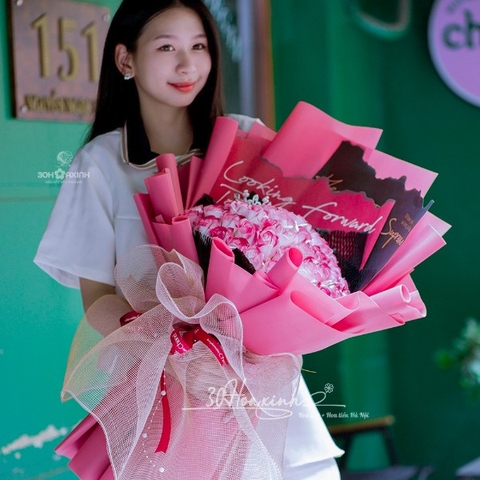 Hoa sáp màu rượu vang (Lãng mạn, ngọt ngào)