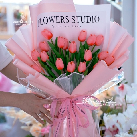 Bó hoa sáp Tulip màu hồng phấn hướng đến tương lai