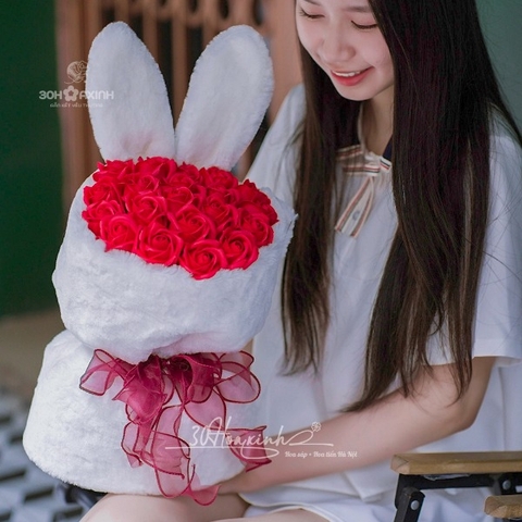 Bó hoa sáp tai thỏ màu đỏ và màu hồng