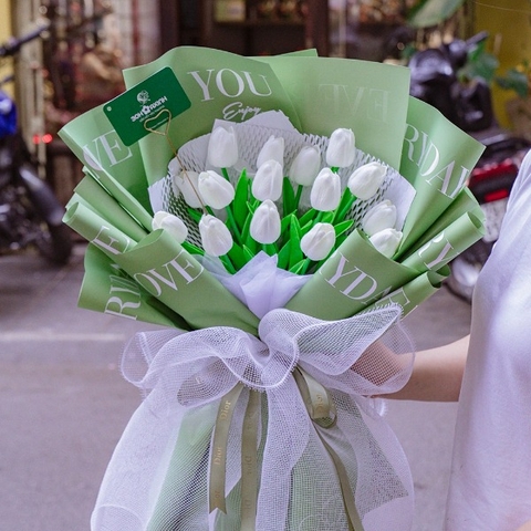 Bó Hoa Tulip Cao Su Non Cao Cấp Màu Trắng Tinh Khôi – Thuần Khiết