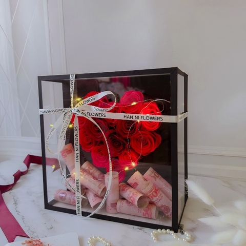 Hộp Hoa Tiền Trái Tim