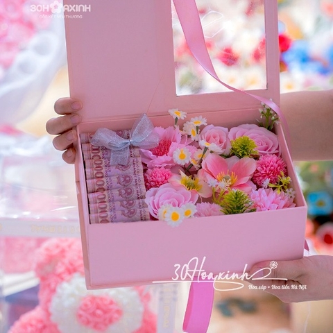 Hộp hoa tiền chữ love 10 tờ tiền 50k (có thể thay đổi mệnh giá)