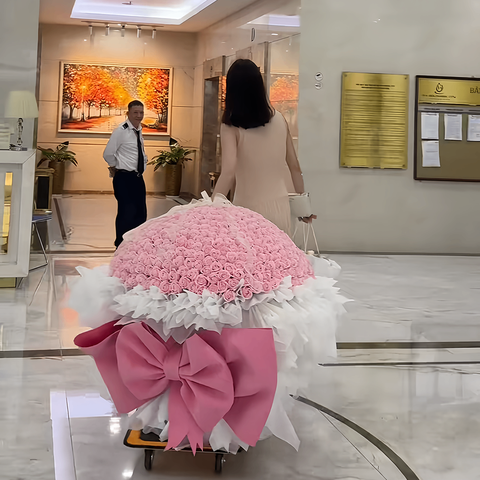 Bó Hoa Sáp 999 Bông Màu Hồng Thể Hiện Tình Yêu