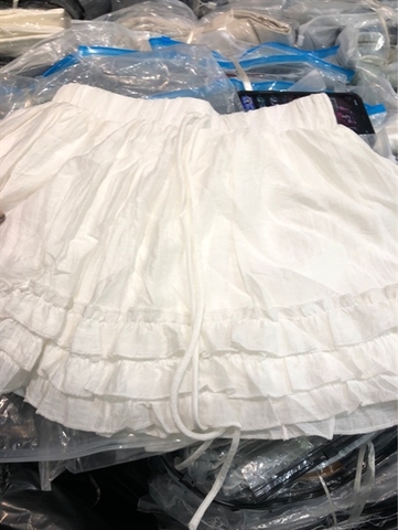 quần đùi thể thao kẻ sọc 10187