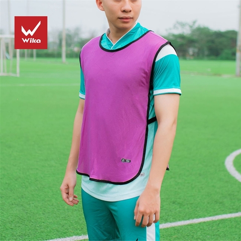 Áo tập đai Wika dáng hai tà