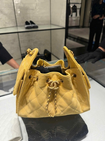 Túi Chanel Mini Hobo C25 Suede