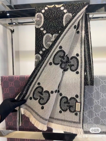 Khan Louis Vuitton nhu