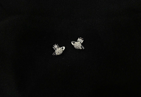 Bông Tai Vivienne Tamia