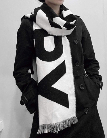 Khăn Burberry