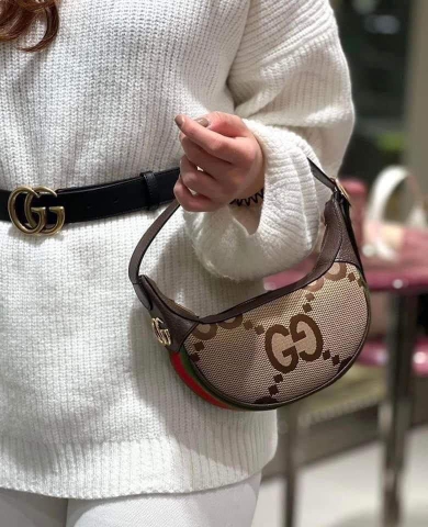 Túi Gucci Jumbo halfmoon