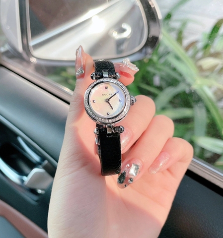 Đồng hồ Gucci Diamantisima Diamond