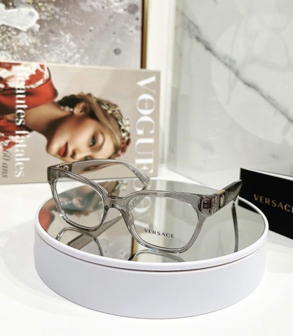 Kính Versace form mèo vuông