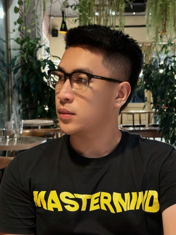 Gọng kính cận  Ysl