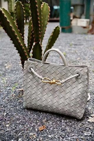 Túi xách Bottega Andiamo