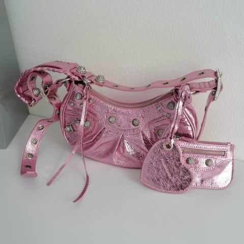 Túi Balenciaga Cagole hồng metallic đính đá