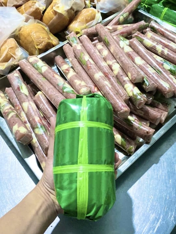 Giò bê Lê Duẩn - đặc sản Nghệ An