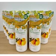SỮA TẮM TRẮNG DA MANIS 450ml (HƯƠNG CHANH YUZU)