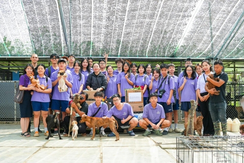 Xin cảm ơn Greenfield School, Ecopet, Ecovet và Anmeo Petshop đã thăm và giúp đỡ SNNC