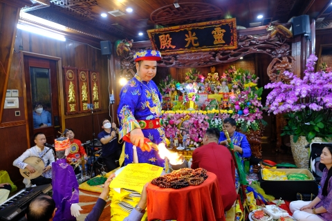 Vòng tay Gỗ Tùng Đỏ