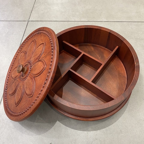 Hộp đựng bánh kẹo Tết gỗ hương (đế xoay)