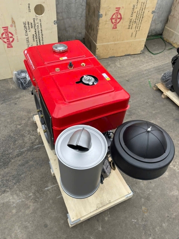 Động cơ diesel    L32M (D32 đề )  CHANGCHAI SINCE 1913