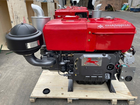 Động cơ diesel    EH36M (D36  nước đề)  CHANGCHAI SINCE 1913