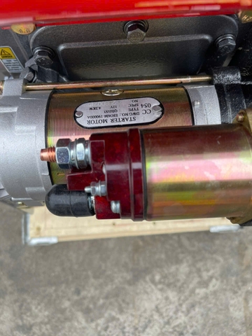 Động cơ diesel    L28NM (D28 gió đề )  CHANGCHAI SINCE 1913