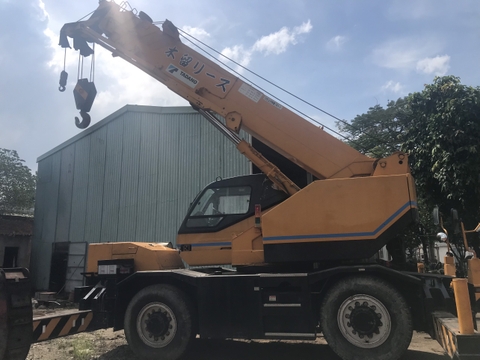 Cần Cẩu Tadano GR-160N Chất Lượng Cao