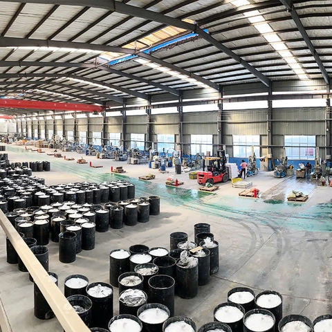 Đặc tính nào khiến chất trám acrylic không phù hợp trám trét tại những vị trí ẩm ướt