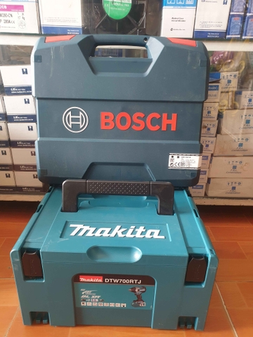 Máy siết bulông Makita 18V