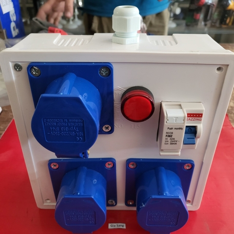 Tủ điện CÔNG NGHIỆP phân phối
